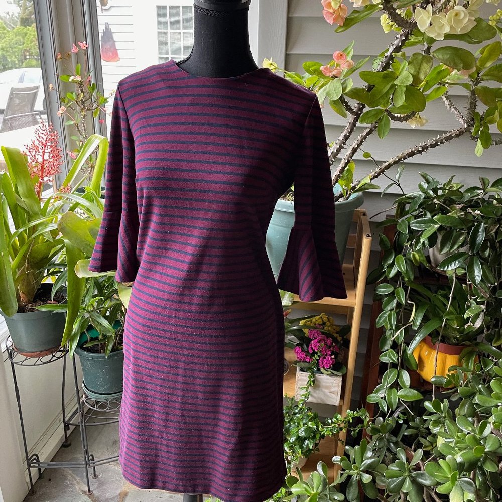 Banana Republic striped dress wuth bell sleeves size 8